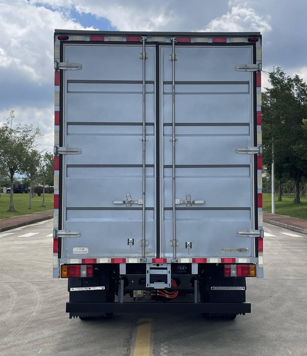 廣汽牌YC5044XXYFHEBEV純電動廂式貨車公告圖片