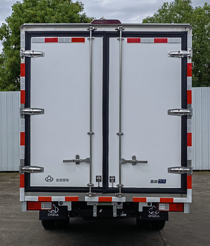 長(zhǎng)安牌CKS5032XLCX9RD03BEV純電動(dòng)冷藏車(chē)公告圖片