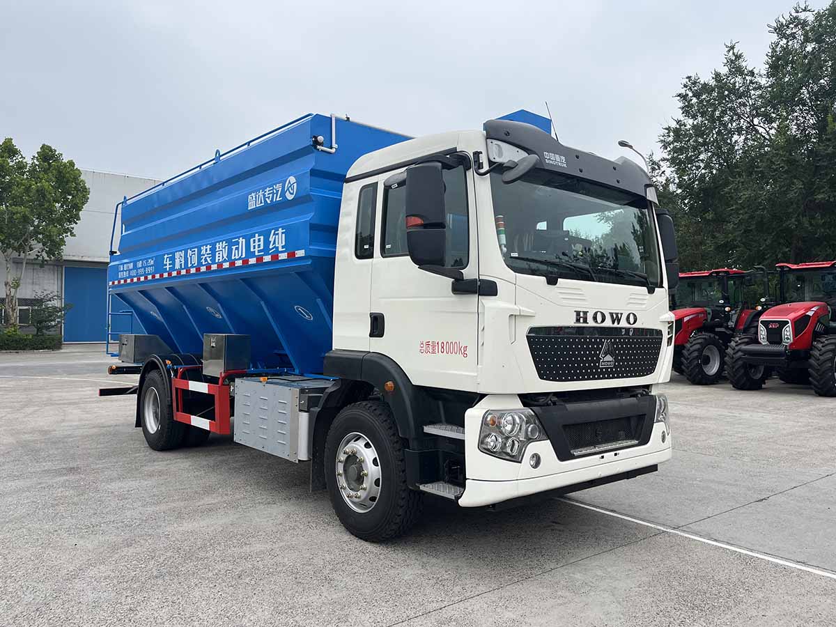 牧安達(dá)牌SDM5181ZSLZQBEV純電動(dòng)散裝飼料運(yùn)輸車