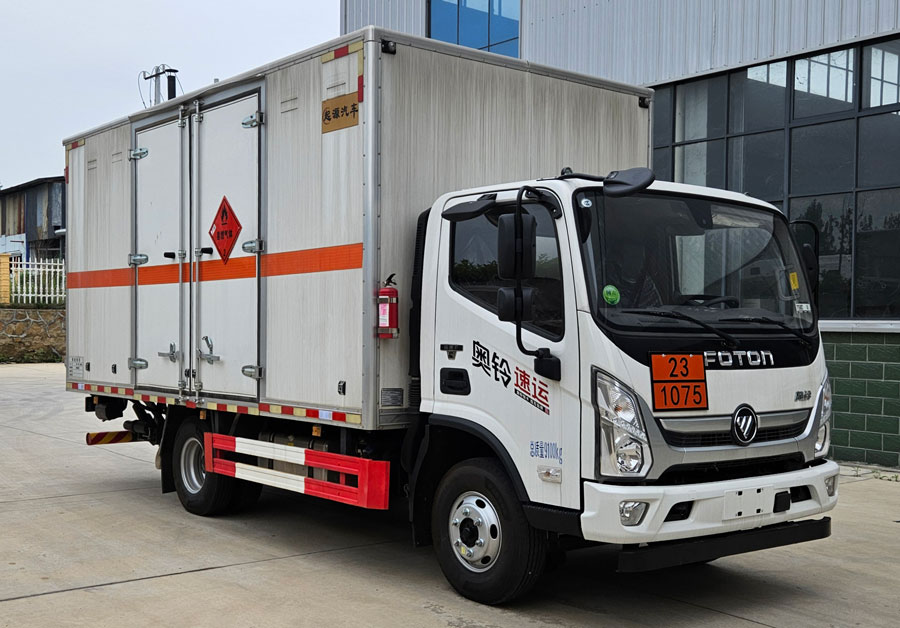 百捷牌QYY5098XRQBJ6易燃?xì)怏w廂式運(yùn)輸車(chē)