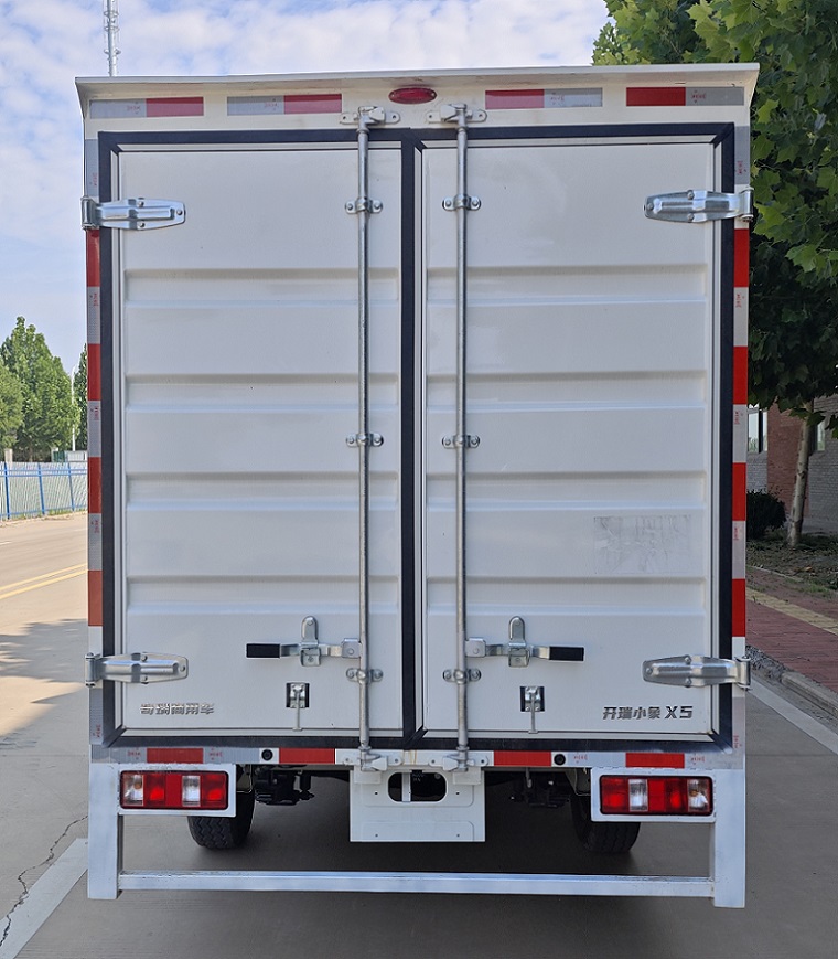 開瑞牌SQR5035XXYBEVH81純電動(dòng)廂式貨車公告圖片