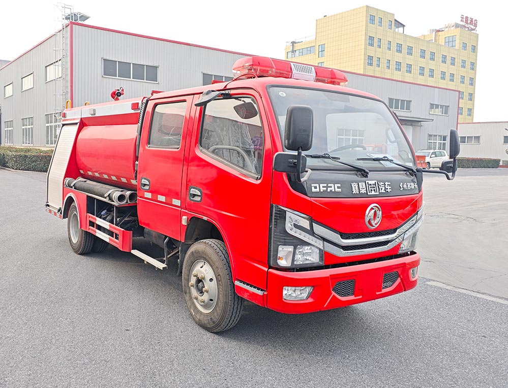 襄鑫鼎牌XDV5070GXFSG30/E6水罐消防車