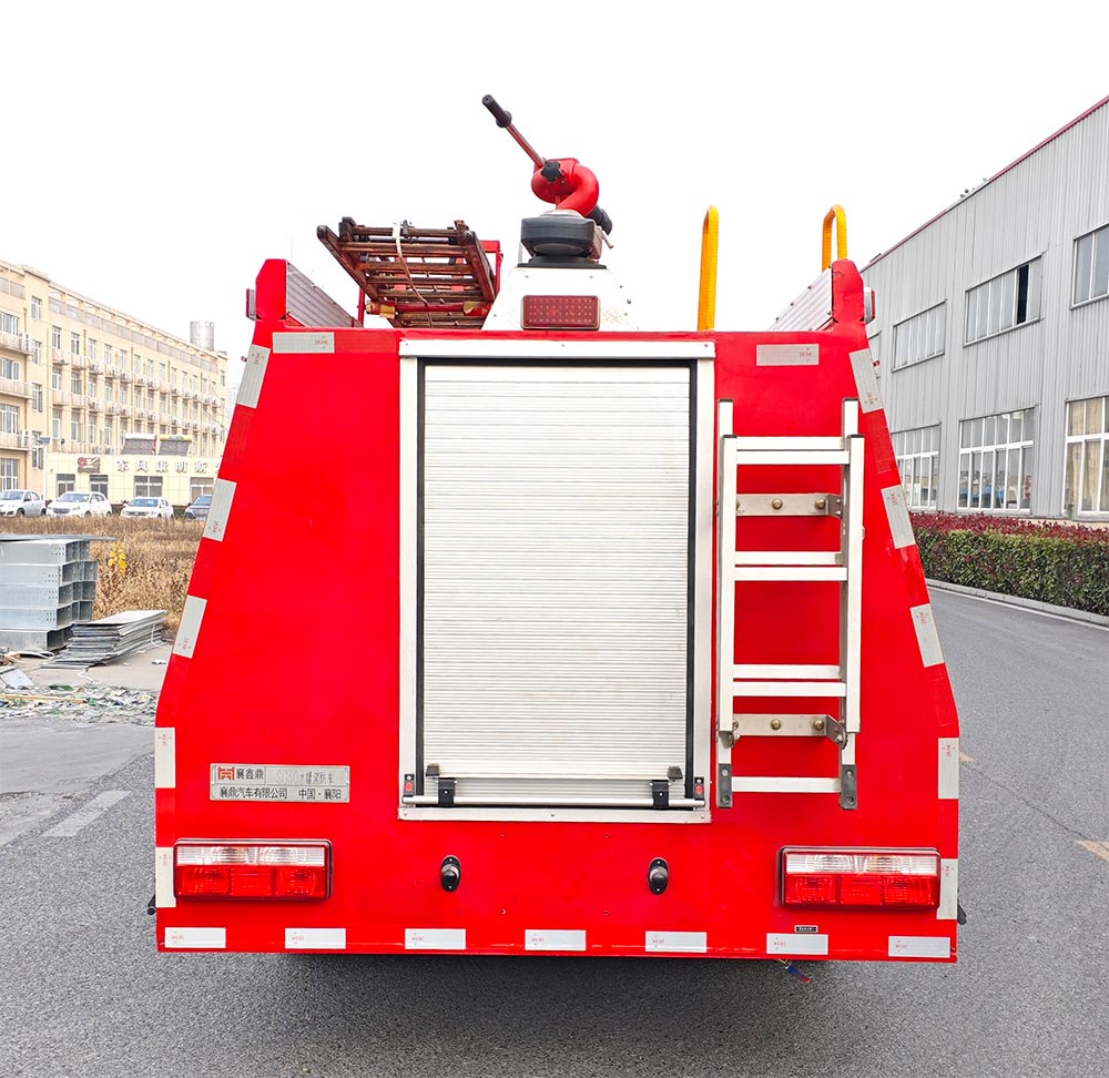 襄鑫鼎牌XDV5070GXFSG30/E6水罐消防車公告圖片