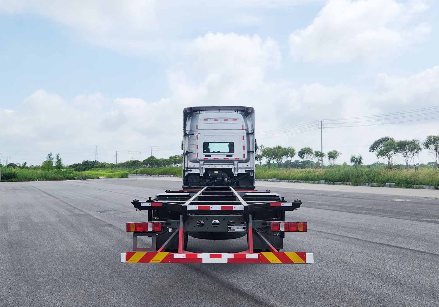 黃河牌ZZ5187ZKXN711XF1車廂可卸式汽車公告圖片