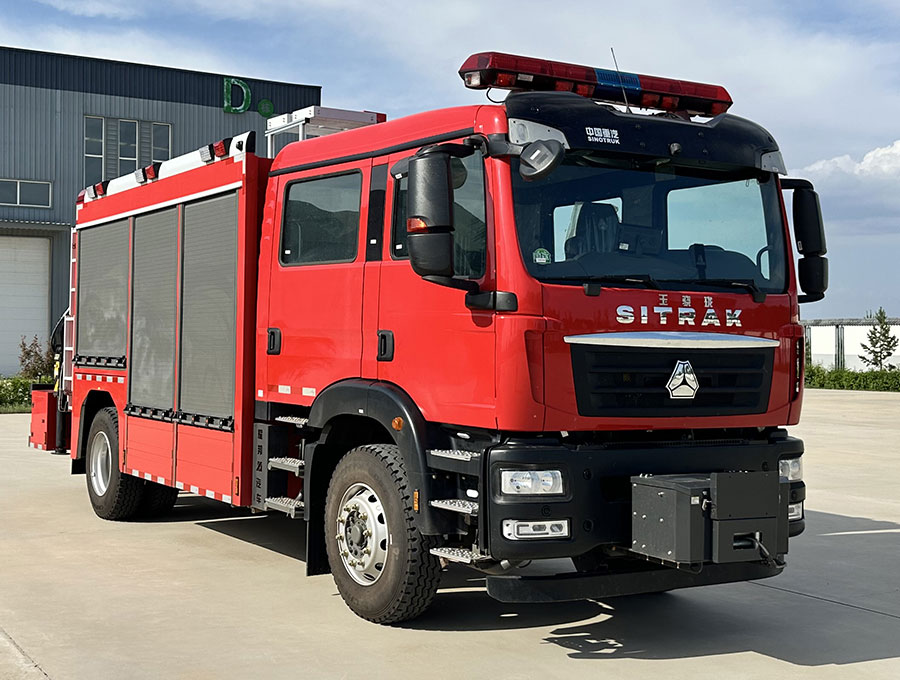 玉驍瓏牌YBH5130TXFJY130/S6搶險救援消防車