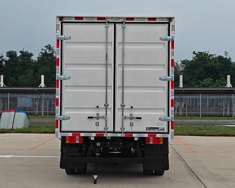 飛碟牌FD5041XXYW68K6-NG1廂式貨車公告圖片