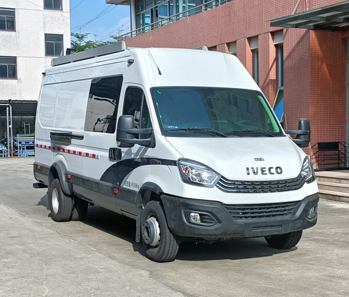 捷厲盛牌JLS5057XFB6E防暴車