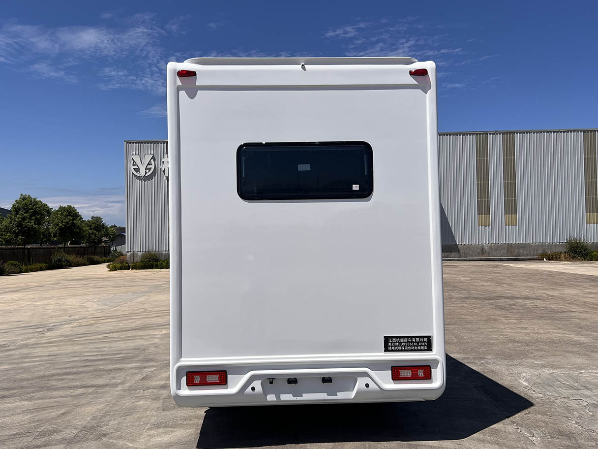 禹行牌LUX5061XLJHEV插電式增程混合動力旅居車公告圖片