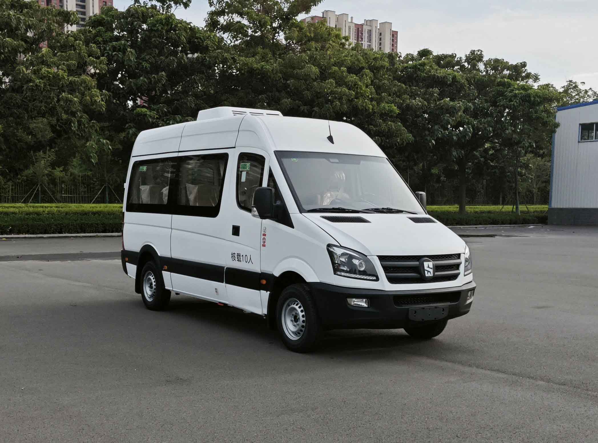 少林星際牌SLG5040XSWC6商務(wù)車