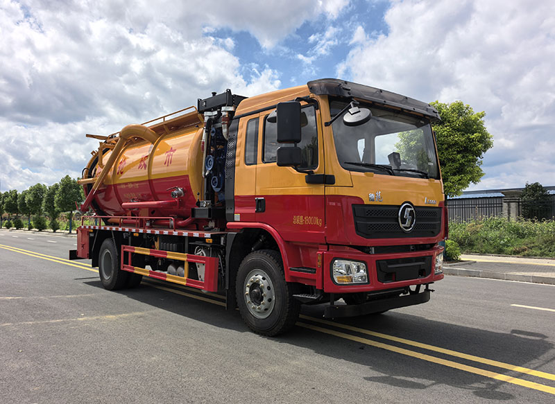 龍力馳牌HHZ5180GQWSX6清洗吸污車