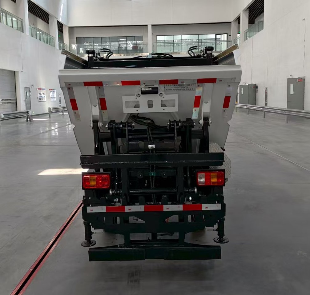 煥瑞牌GTS5021ZZZBEVGS1純電動自裝卸式垃圾車公告圖片