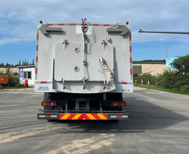 馳爾德汽車牌CED5180TXS洗掃車公告圖片