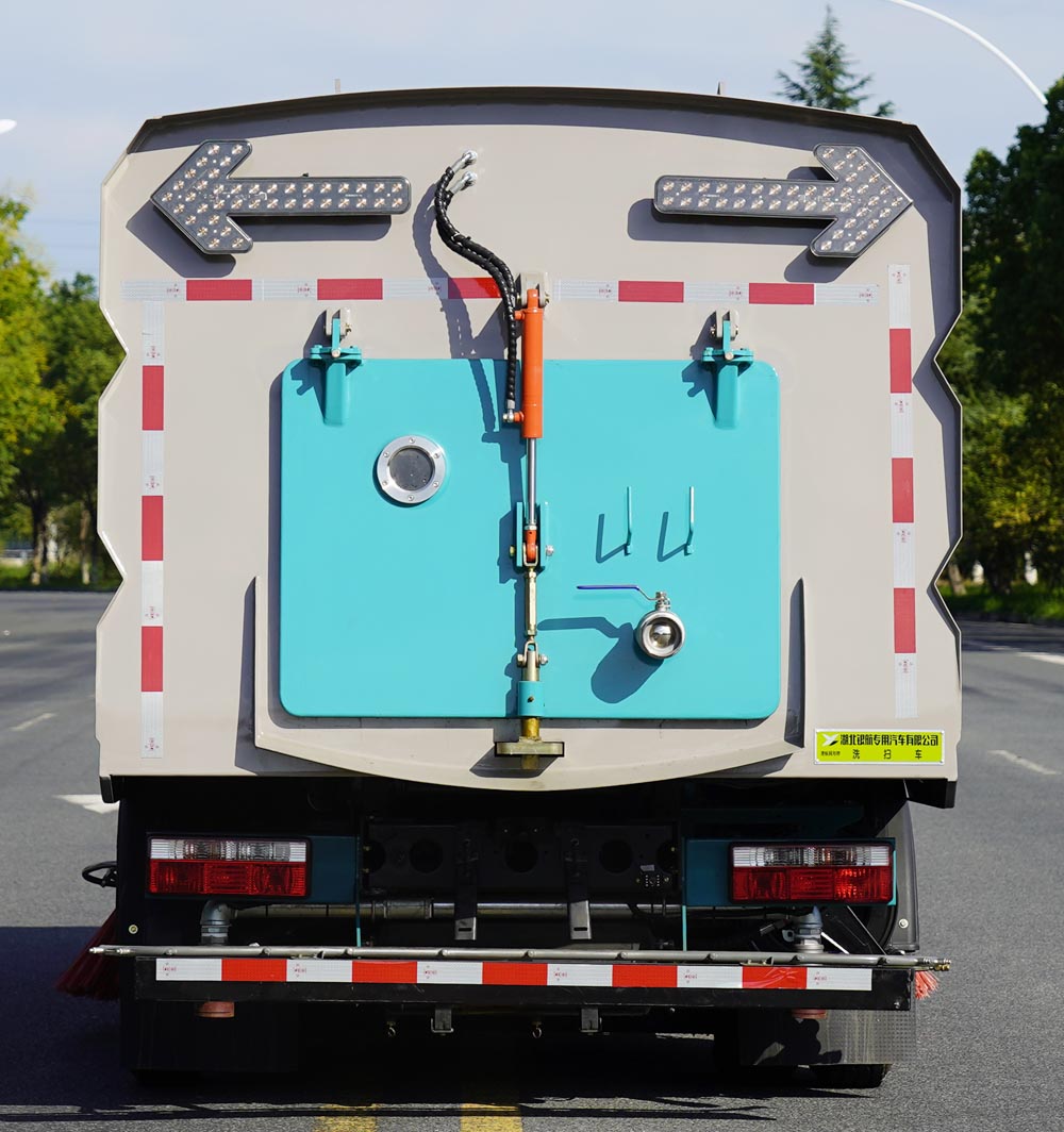 澳航同舟牌AYH5075TXSEQ6洗掃車公告圖片