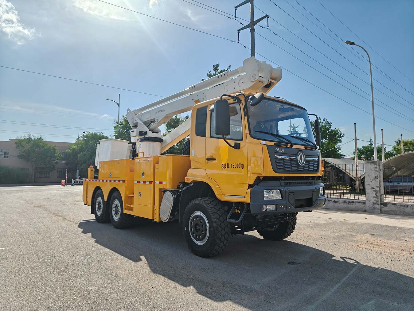 QHQ5160JGKDH型高空作業(yè)車圖片