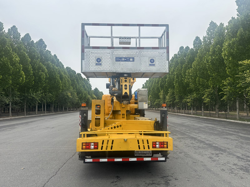 鑫凱捷牌HDM5040XJXJX1抽油機(jī)檢修車公告圖片