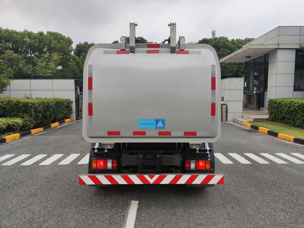 三力牌CGJ5040ZZZDFBEV純電動自裝卸式垃圾車公告圖片