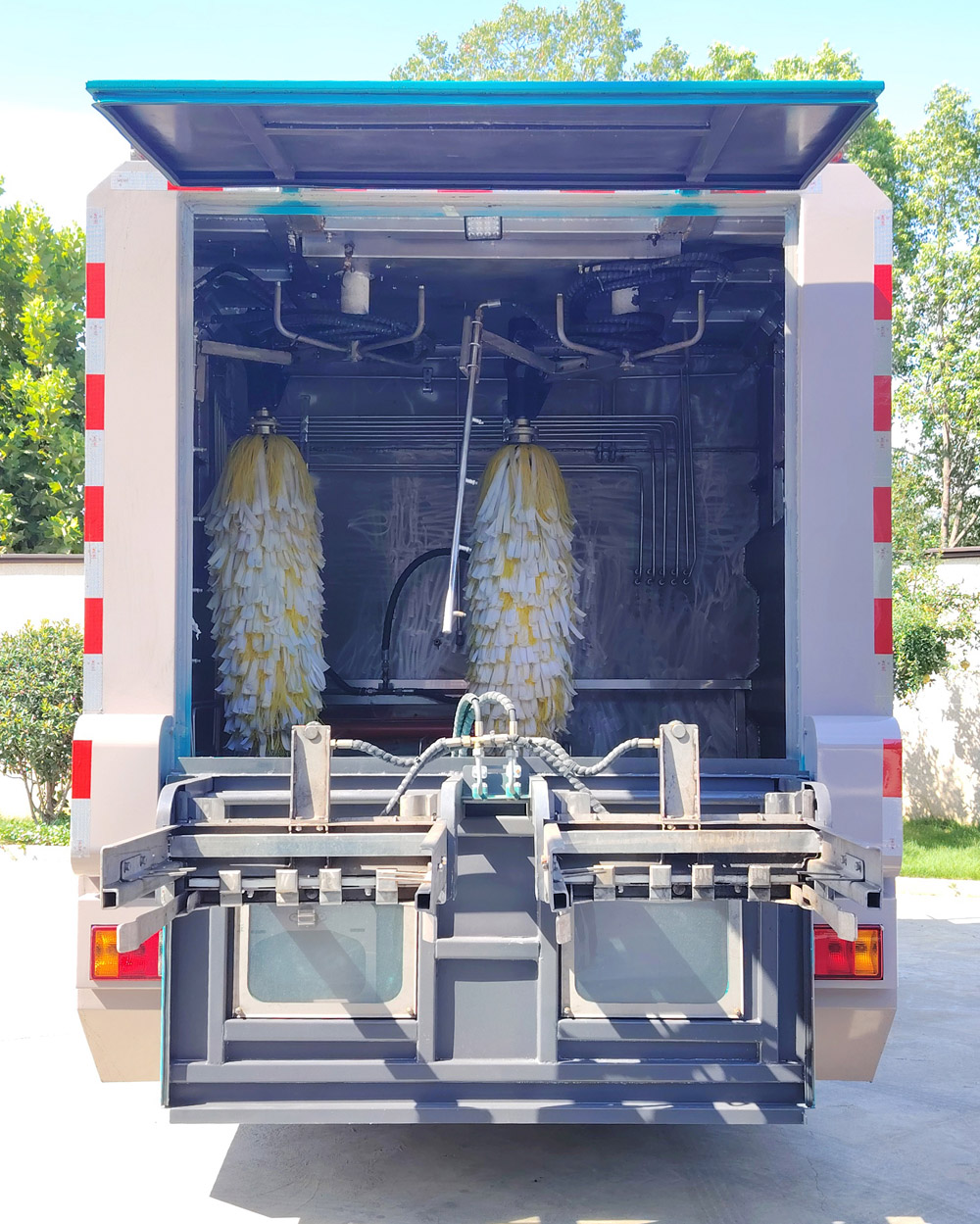 澳航同舟牌AYH5083TQXJX6垃圾桶清洗車公告圖片