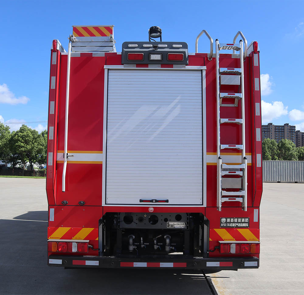 銀河牌BX5130GXFAP20/SK6壓縮空氣泡沫消防車公告圖片
