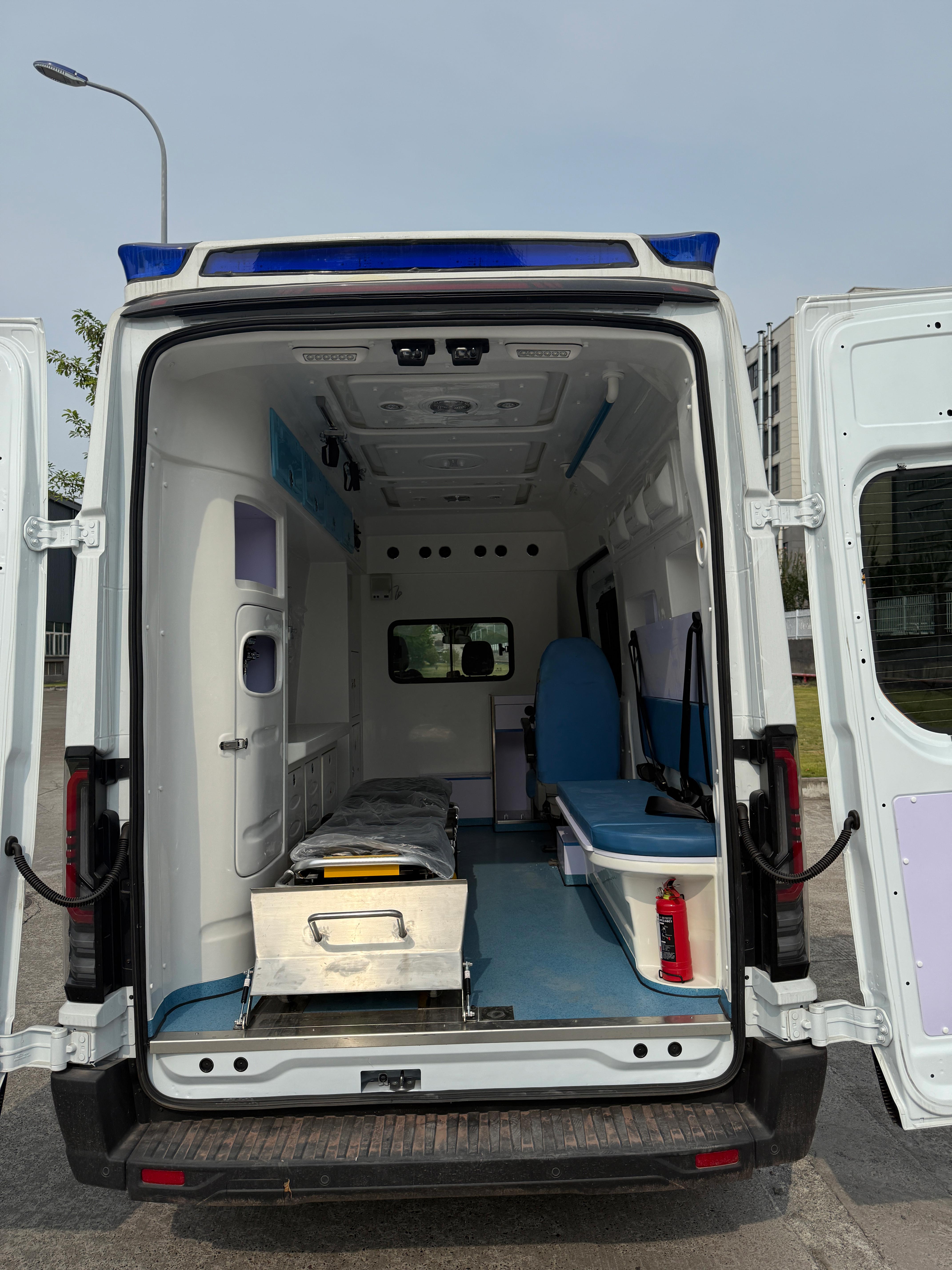 海特牌SHT5040XJHJX救護車公告圖片