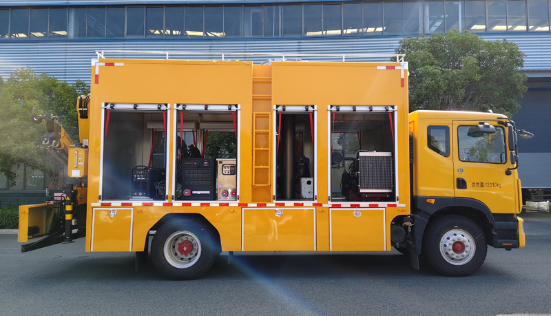 程力牌CL5120XZM6ASX搶險(xiǎn)救援照明車公告圖片