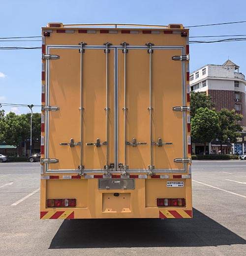 虹宇牌HYS5183XXHZ6救險(xiǎn)車公告圖片