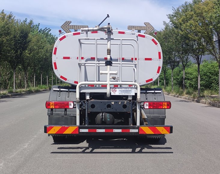 廣環(huán)牌GH5189GQXBJFCEV燃料電池清洗車公告圖片