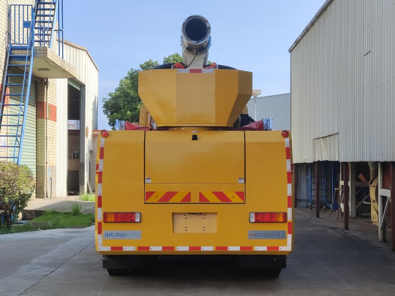 龍吸水牌FLG5210TGP160E高空供排水搶險車公告圖片