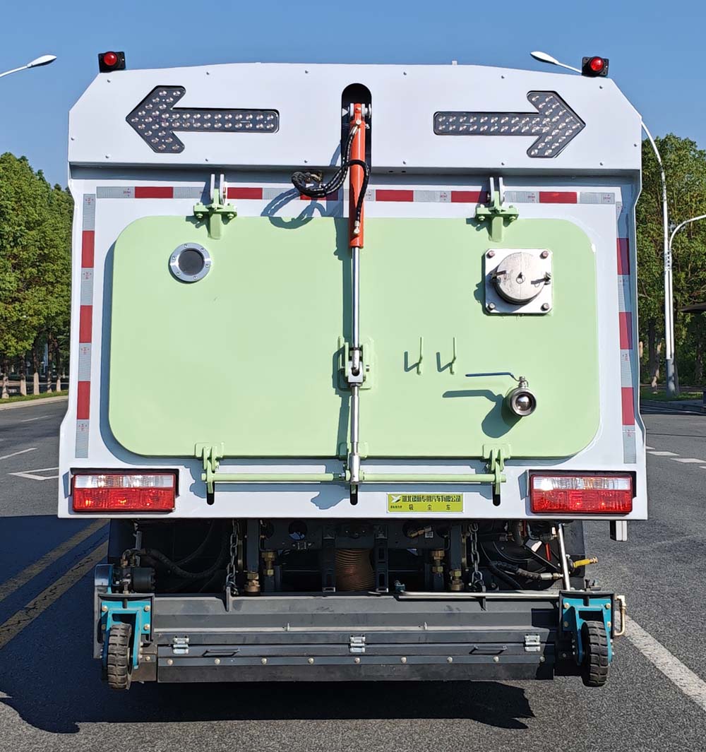 澳航同舟牌AYH5125TXCEQ6吸塵車公告圖片