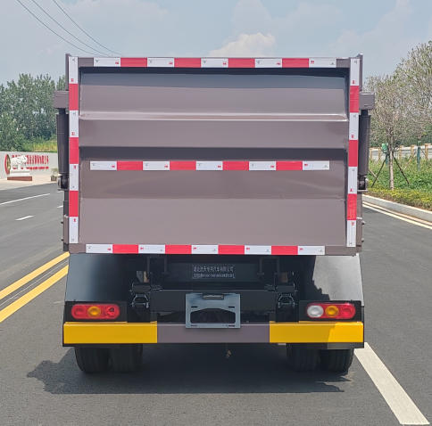 浩天星運(yùn)牌HTX5041TCABEV純電動(dòng)餐廚垃圾車公告圖片