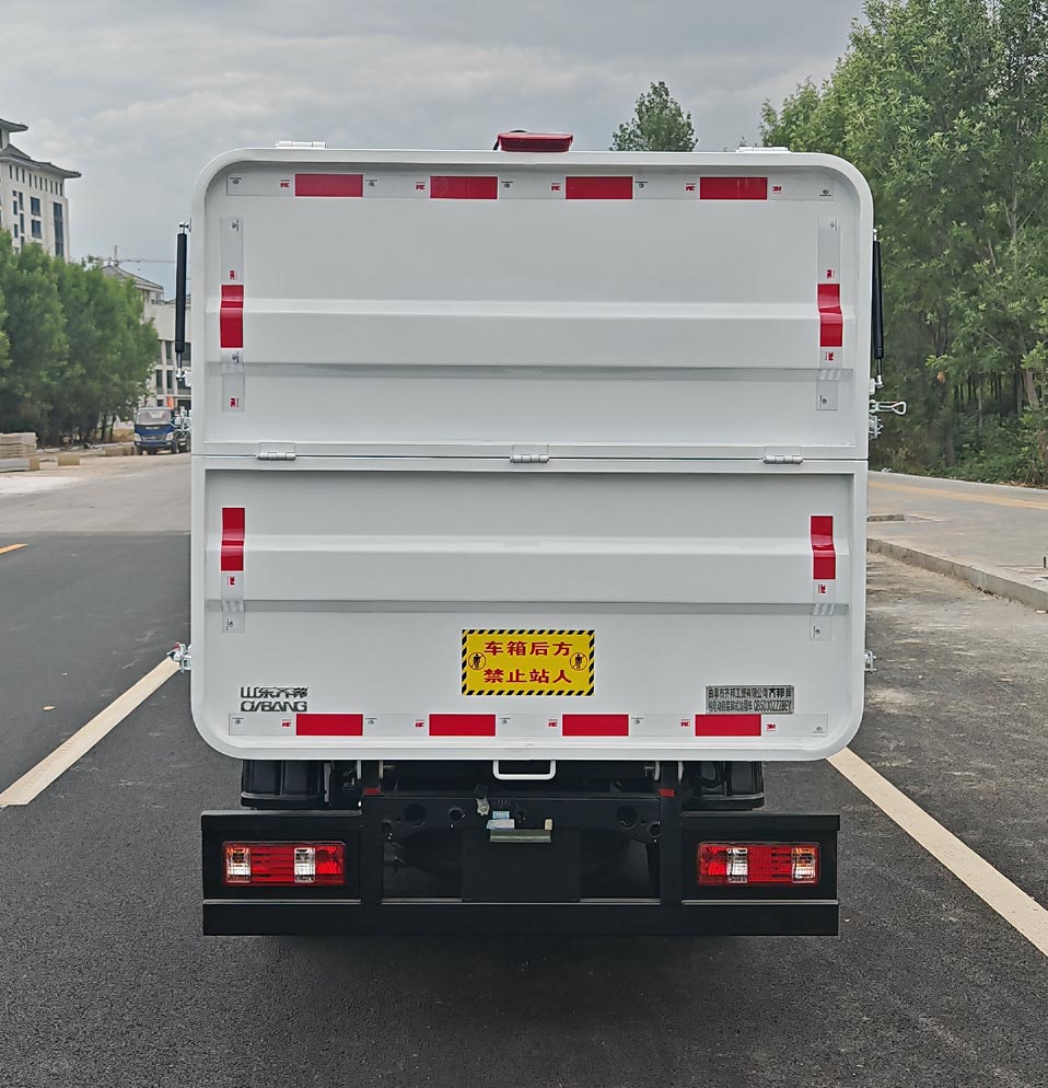 齊邦牌QB5030ZZZBEV純電動(dòng)自裝卸式垃圾車公告圖片