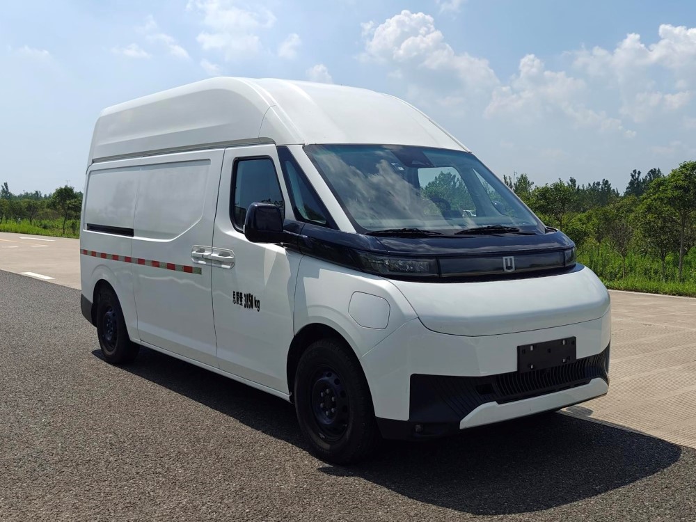 ZB5047XXYBEVGS1型純電動廂式貨車圖片