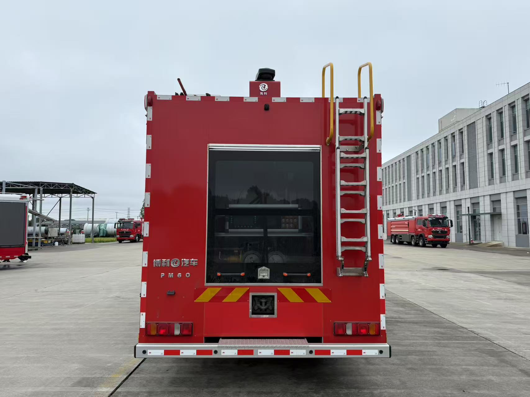 博利牌BLT5190GXFPM60/S6泡沫消防車(chē)公告圖片