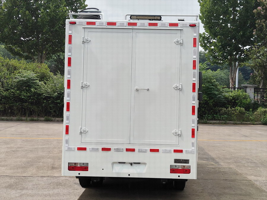 雨花牌ALT5049XTX6通信車公告圖片