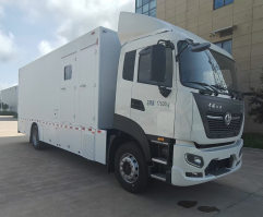净水车