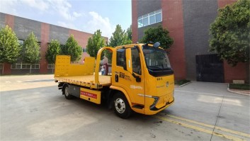 纯电动清障车