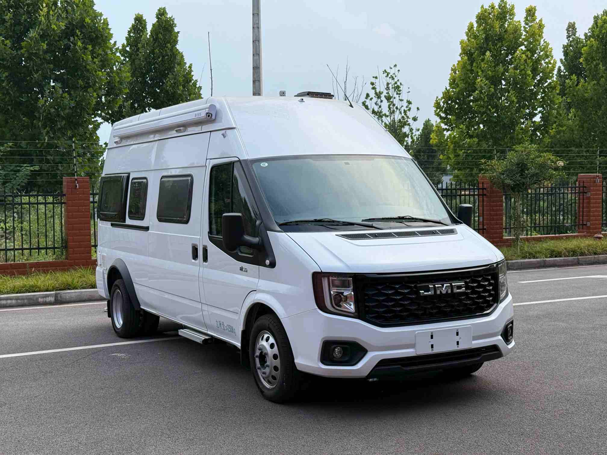 YZP5040XLJB1型旅居車(chē)圖片