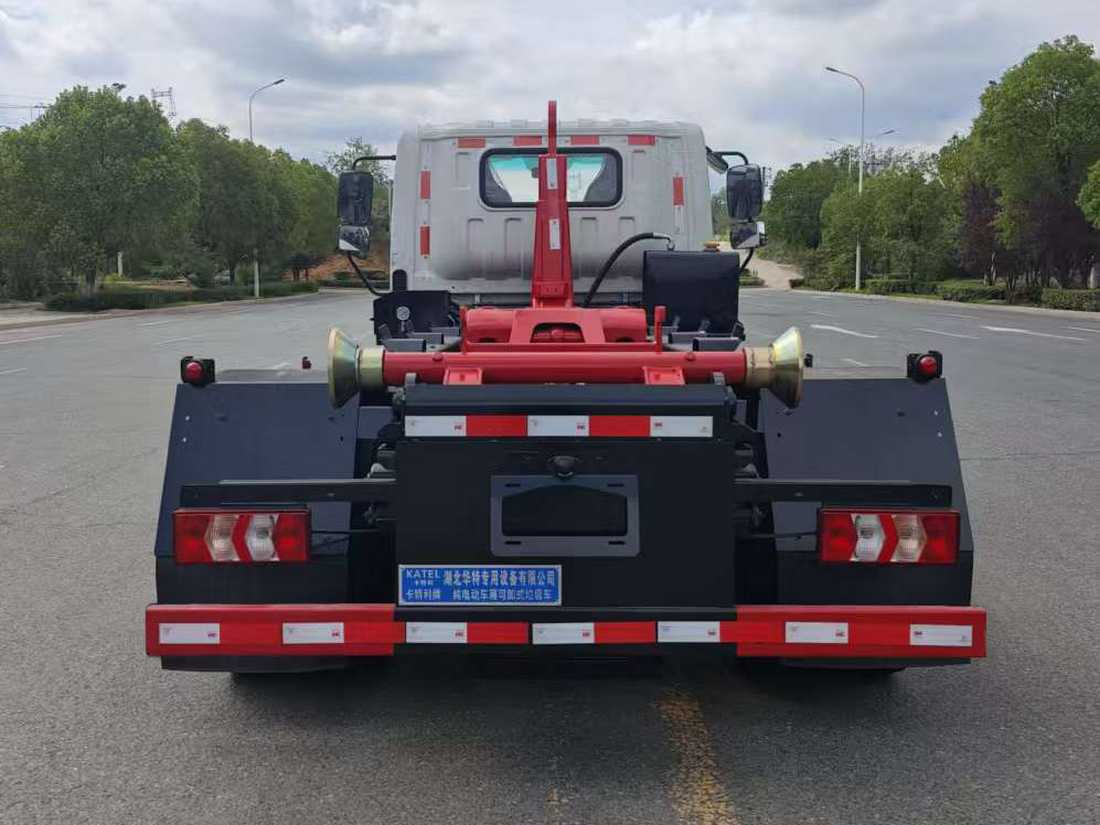 卡特利牌HTT5120ZXXSXBEV純電動(dòng)車廂可卸式垃圾車公告圖片