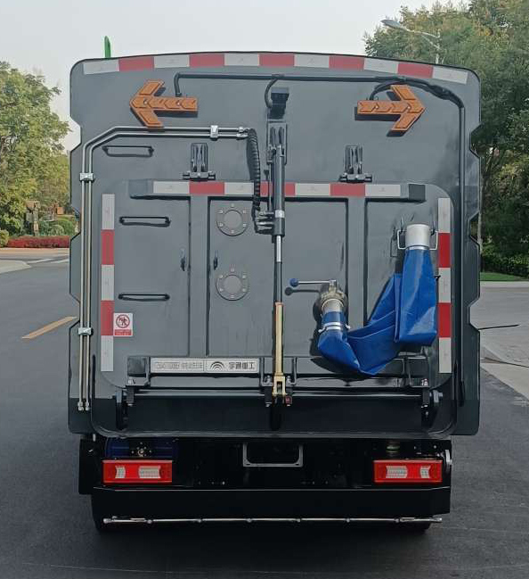 宇通牌YTZ5045TXSD0BEV純電動(dòng)洗掃車公告圖片