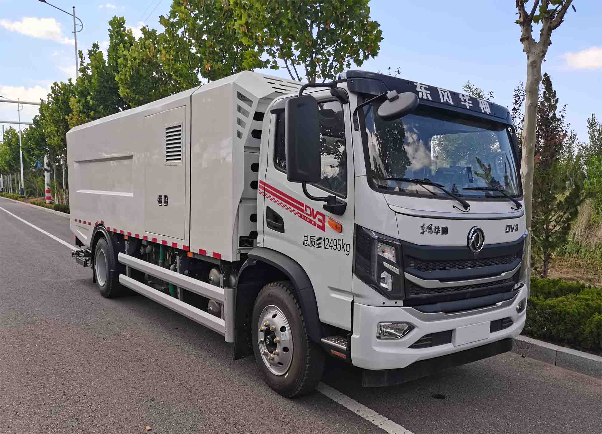 LNB5120TWQBEV型純電動(dòng)道路污染清除車圖片