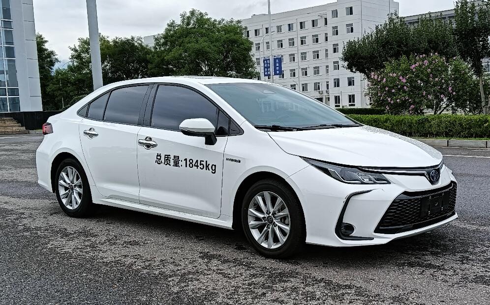 DPD5023XGJHEV型混合動(dòng)力工具車圖片