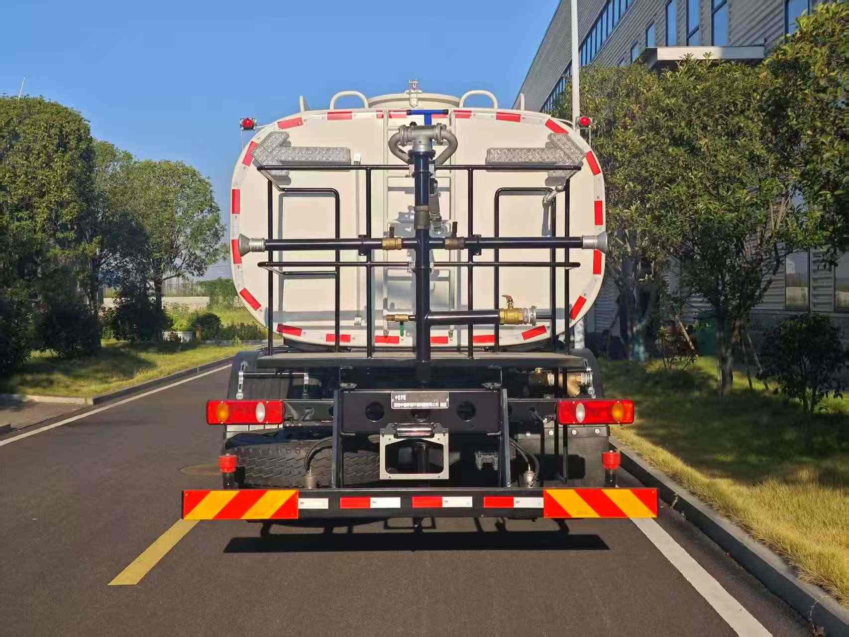 中佳華悅牌ZHN5180GSSDF6灑水車公告圖片