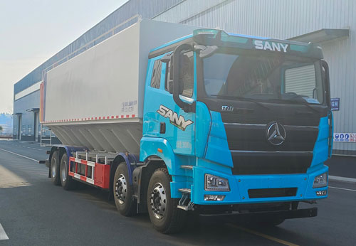 眾牧牌HGF5310ZSLHQBEV純電動(dòng)散裝飼料運(yùn)輸車(chē)