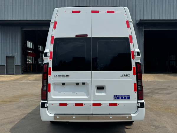 程力威牌CLW5041XYL6QT醫(yī)療車公告圖片