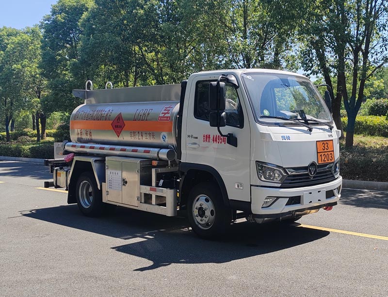 專威牌HTW5042GJYBAQ6加油車