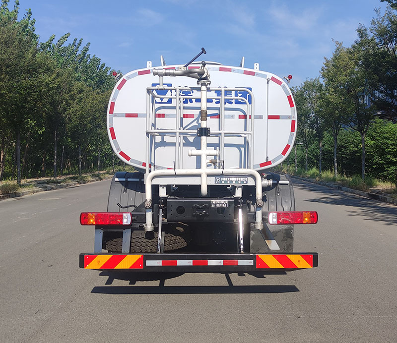 徐工牌XGH5180GPSU6綠化噴灑車公告圖片