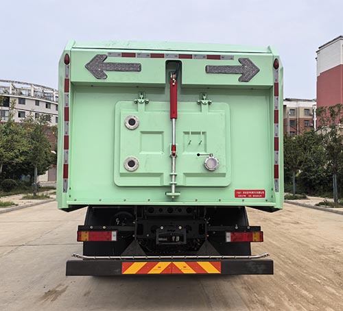 虹宇牌HYS5186TXSBEV純電動(dòng)洗掃車公告圖片