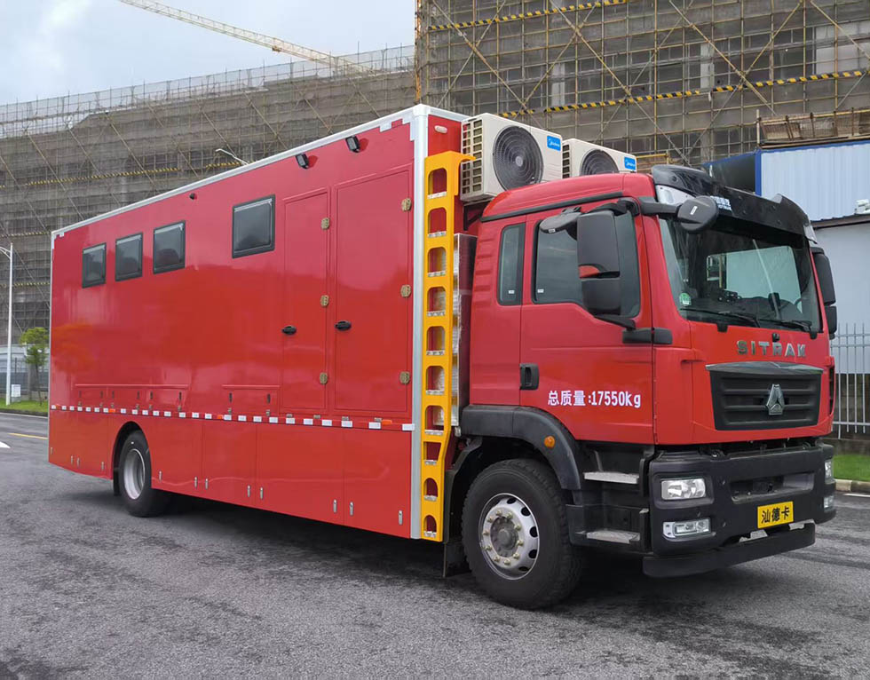 唯邦牌GWB5180XCS廁所車