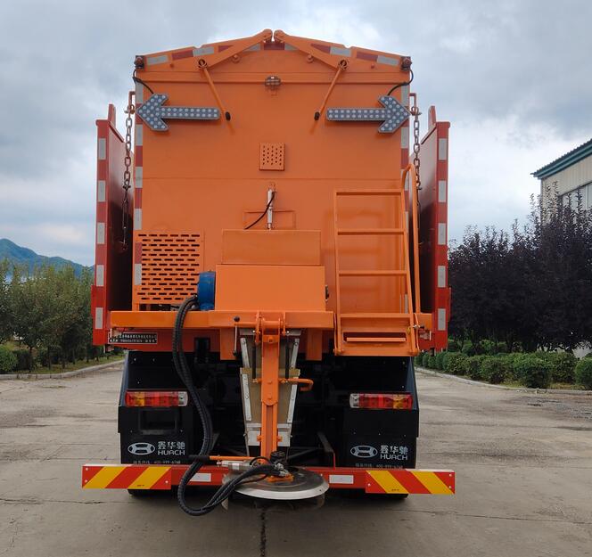 鑫華馳牌THD5251TCXC6除雪車公告圖片