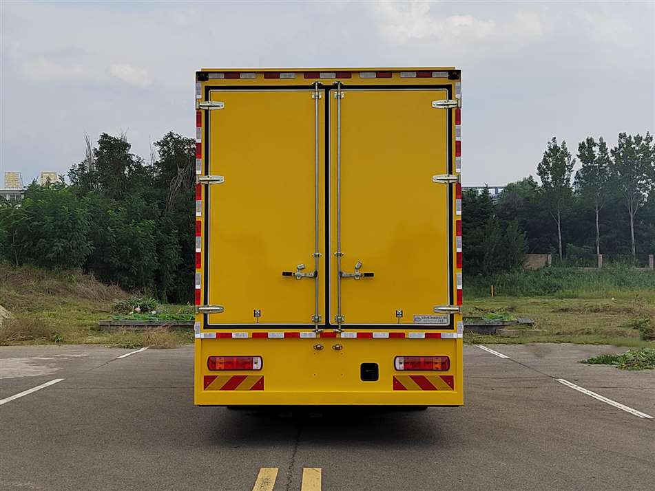 中燕牌BSZ5183XDYC6B1電源車公告圖片