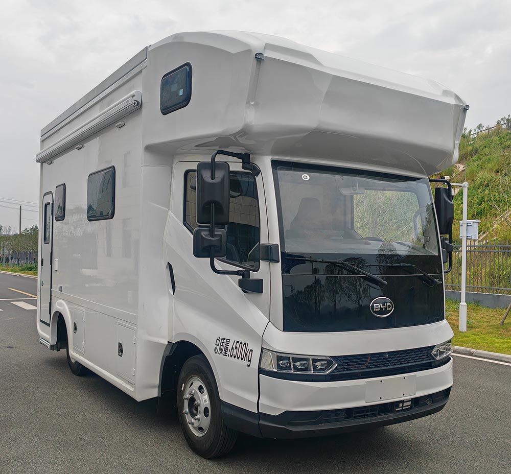 WWW5060XLJBYDHEV型插電式增程混合動力旅居車圖片